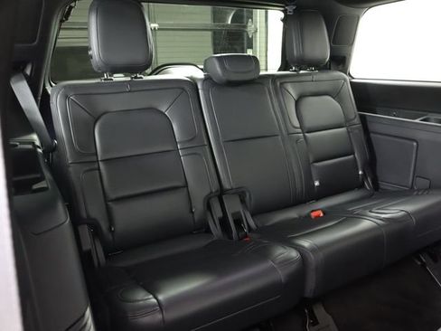 Used 2024 Lincoln Navigator Reserve AWD/4WD image 23