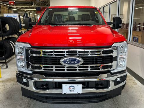 New 2025 Ford F350 XLT image 7