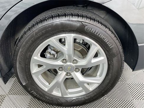 Used 2020 Chevrolet Equinox LT image 33