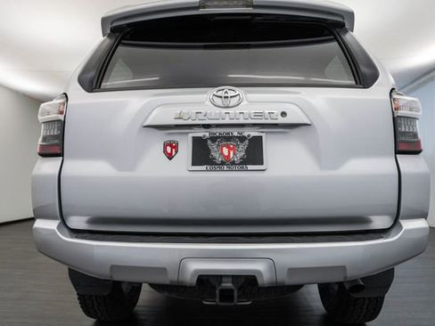Used 2019 Toyota 4Runner SR5 RWD image 37