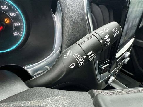 Certified 2023 Chevrolet Traverse LT w/ LPO, Floor Liner Package image 31