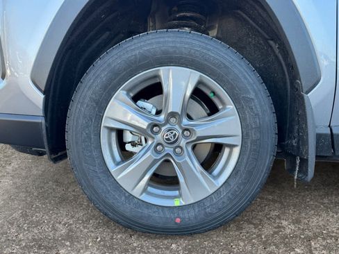 New 2025 Toyota RAV4 XLE image 14