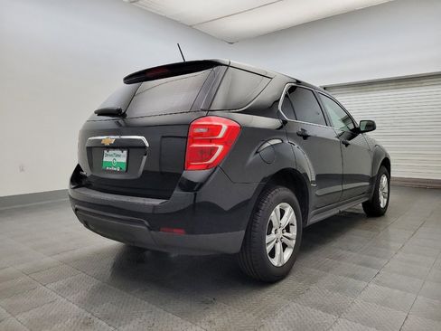 Used 2017 Chevrolet Equinox LS image 9