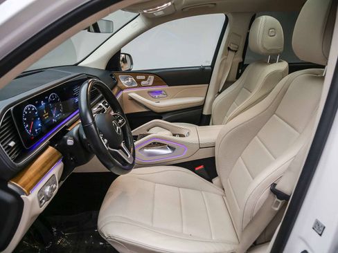 Used 2021 Mercedes-Benz GLS 450 4MATIC image 19