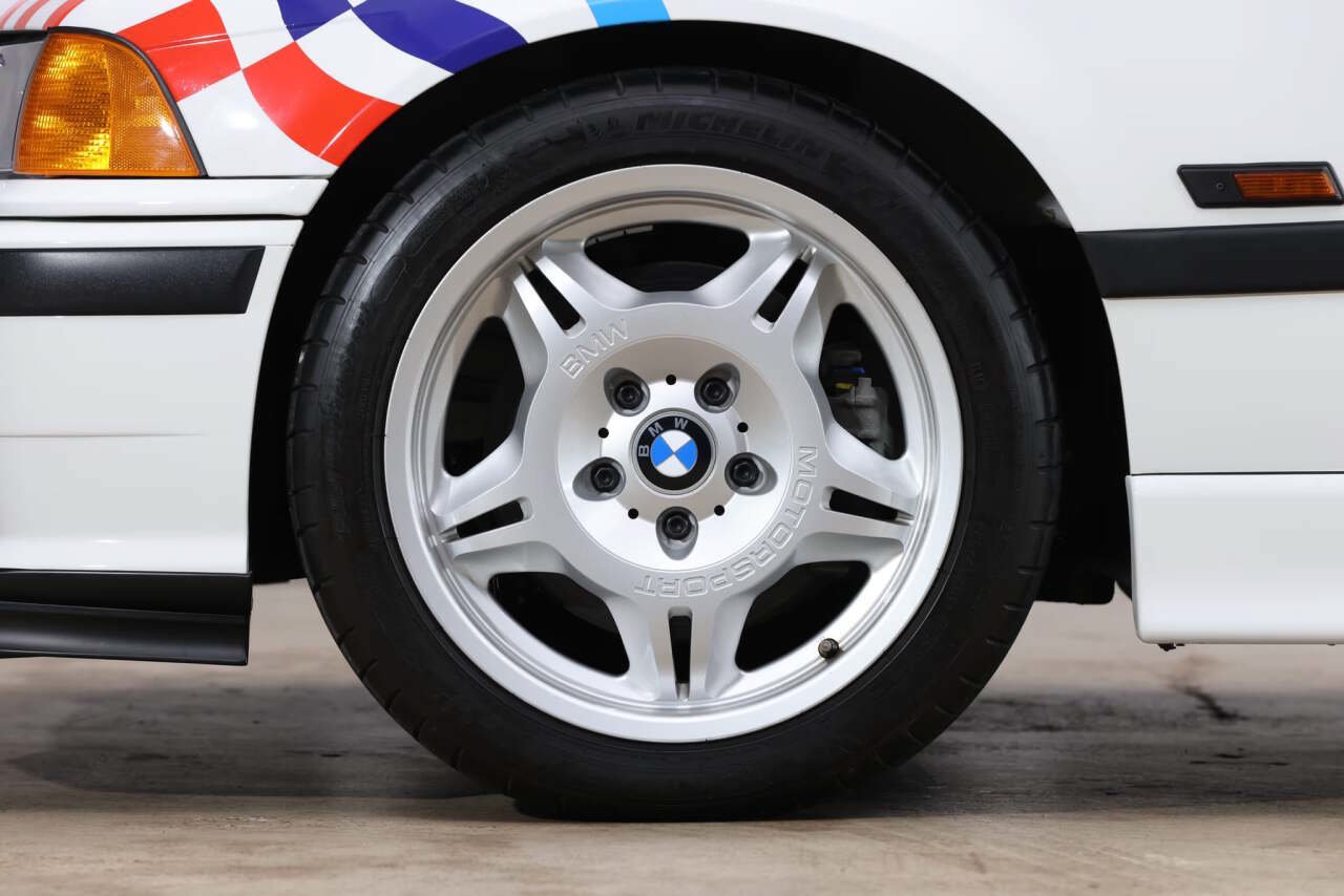 Used 1995 BMW M3 Coupe RWD image 44