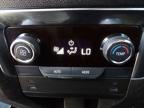 Used 2025 Chevrolet Tahoe LS AWD/4WD image 33