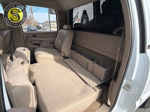 Used 2006 GMC Sierra 2500 SLT w/ Heavy-Duty Power Package image 14