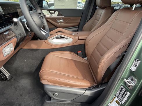 New 2026 Mercedes-Benz GLS 450 4MATIC image 18