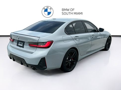 Used 2023 BMW 330i Sedan w/ M Sport Package RWD image 7