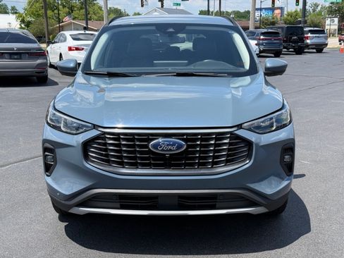 Used 2024 Ford Escape Platinum AWD/4WD image 3