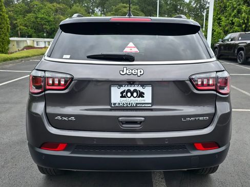 Used 2024 Jeep Compass Limited image 5