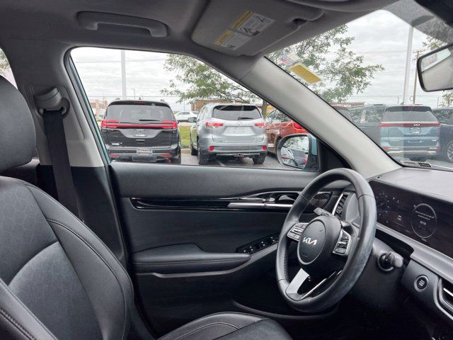 Certified 2025 Kia Seltos EX w/ EX Sunroof Package FWD image 34