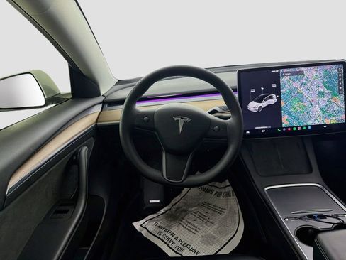 Used 2021 Tesla Model 3 Long Range AWD/4WD image 23