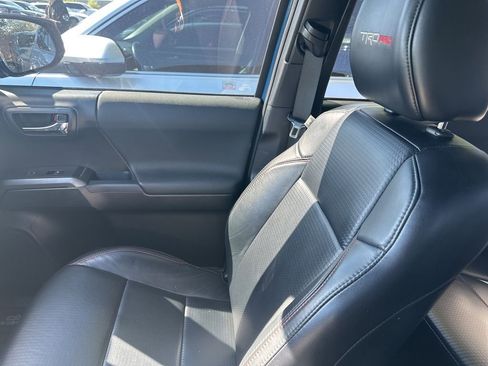 Used 2018 Toyota Tacoma TRD Pro image 15