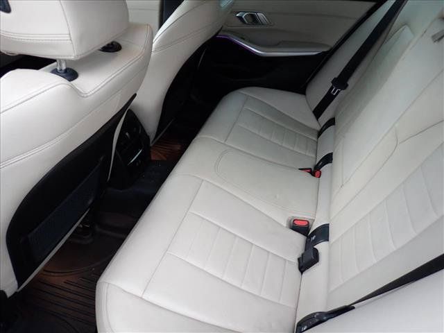 Used 2022 BMW 330i xDrive Sedan w/ M Sport Package AWD/4WD image 6