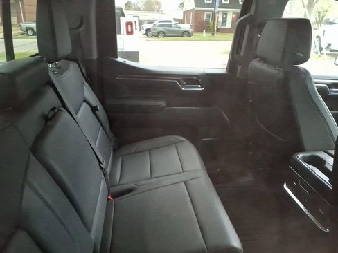 Used 2023 Chevrolet Silverado 1500 LTZ w/ LTZ Premium Package image 9