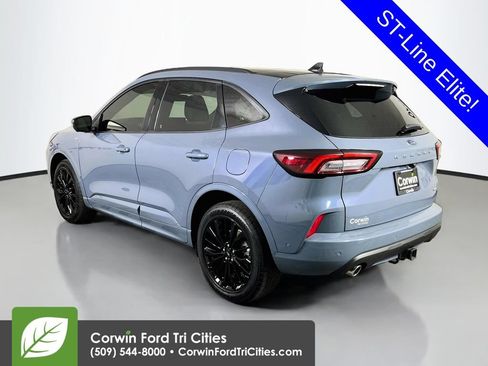 Used 2023 Ford Escape ST-Line Elite w/ Premium Technology Package AWD/4WD image 11