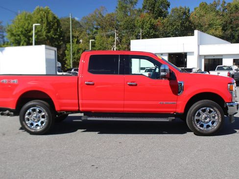 Used 2022 Ford F250 Lariat w/ Chrome Package image 8