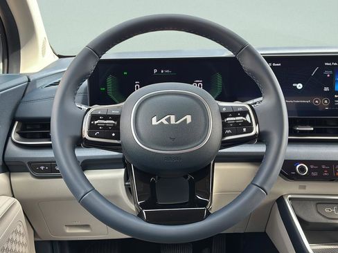 New 2026 Kia Carnival EX image 27