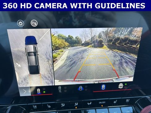 Used 2024 GMC Canyon AT4X image 4