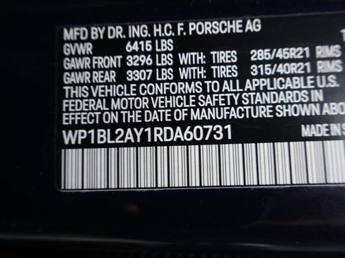 Certified 2024 Porsche Cayenne S AWD/4WD image 40