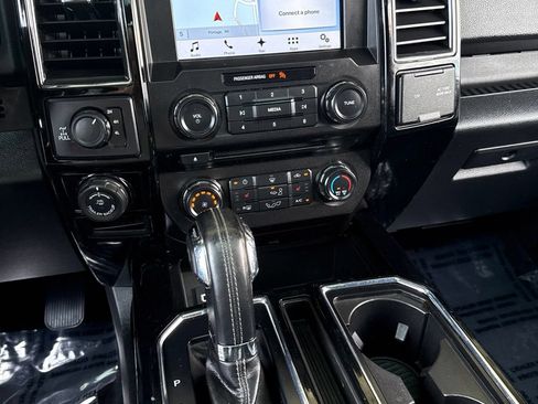 Used 2018 Ford F150 XLT w/ Equipment Group 302A Luxury AWD/4WD image 19