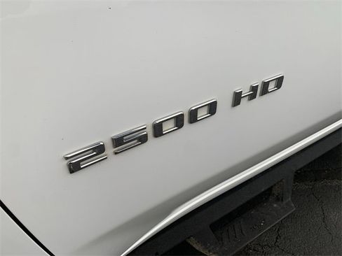 Used 2022 Chevrolet Silverado 2500 LT w/ Convenience Package image 31