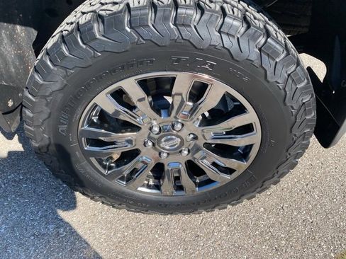 Used 2016 Nissan Titan Platinum Reserve image 31