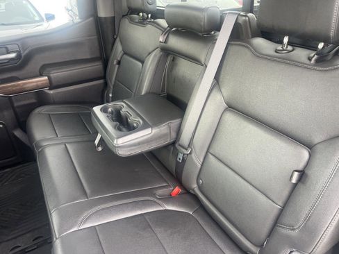 Used 2021 Chevrolet Silverado 1500 LT Trail Boss w/ Convenience Package II image 17