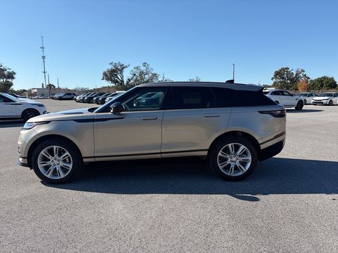 Used 2022 Land Rover Range Rover Velar R-Dynamic S image 2