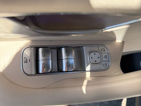 Certified 2025 Mercedes-Benz GLE 450 4MATIC image 29