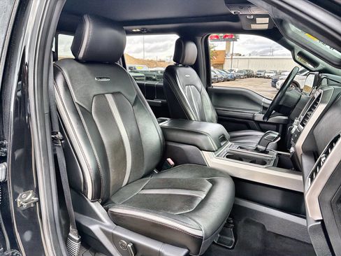 Used 2019 Ford F150 Platinum w/ Equipment Group 701A Luxury AWD/4WD image 25