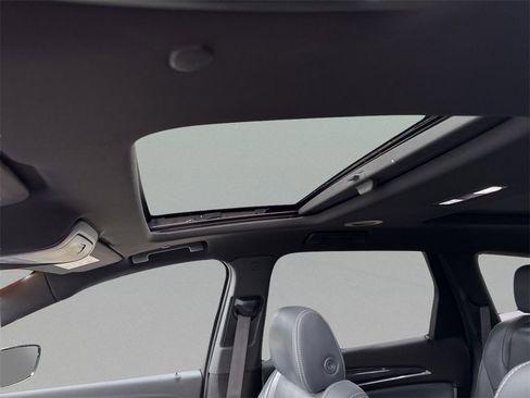 Used 2023 Buick Enclave Essence w/ Experience Buick Package image 19