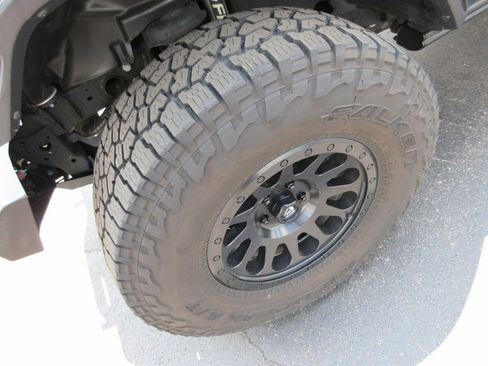 Used 2019 Jeep Wrangler Unlimited Rubicon AWD/4WD image 10