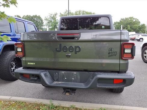 Used 2024 Jeep Gladiator Sport AWD/4WD image 8