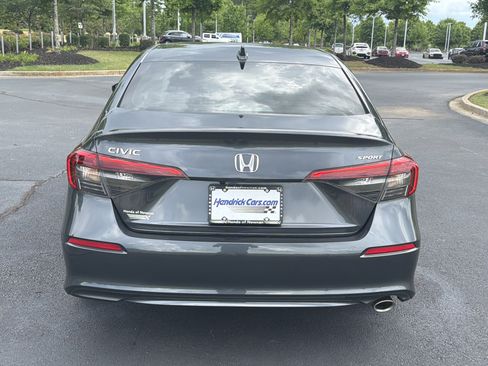 Used 2024 Honda Civic Sport image 8