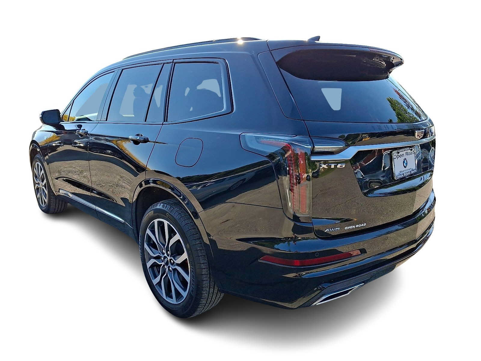 Used 2024 Cadillac XT6 Sport w/ Technology Package AWD/4WD image 4