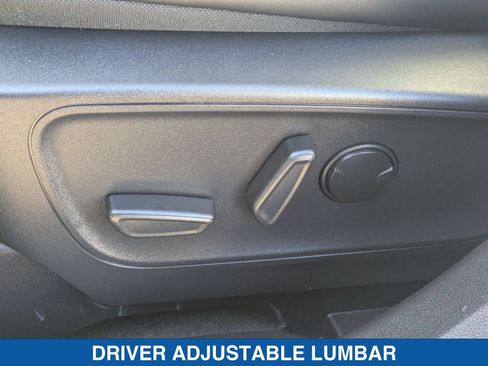 Used 2025 Ford Escape SE FWD image 28