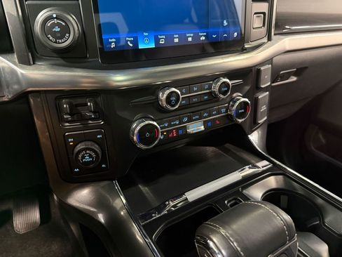 Used 2022 Ford F150 Lariat w/ Equipment Group 502A High image 82