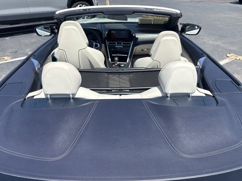 Used 2022 BMW M8 Competition AWD/4WD image 38