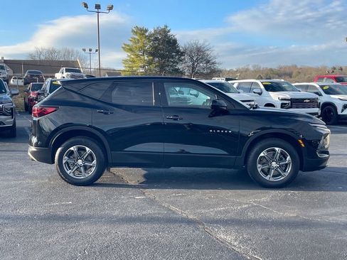 Used 2023 Chevrolet Blazer LT image 8