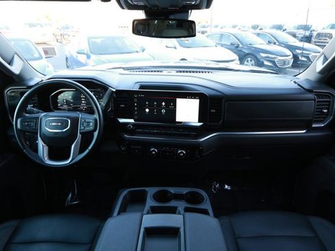 Used 2025 GMC Sierra 1500 SLT image 32