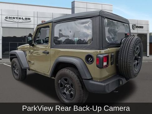 Used 2025 Jeep Wrangler Sport AWD/4WD image 5