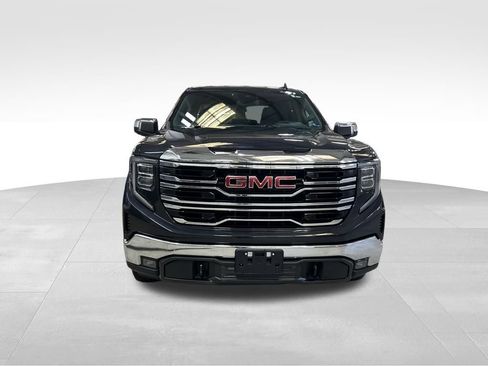 Used 2025 GMC Sierra 1500 SLT image 9