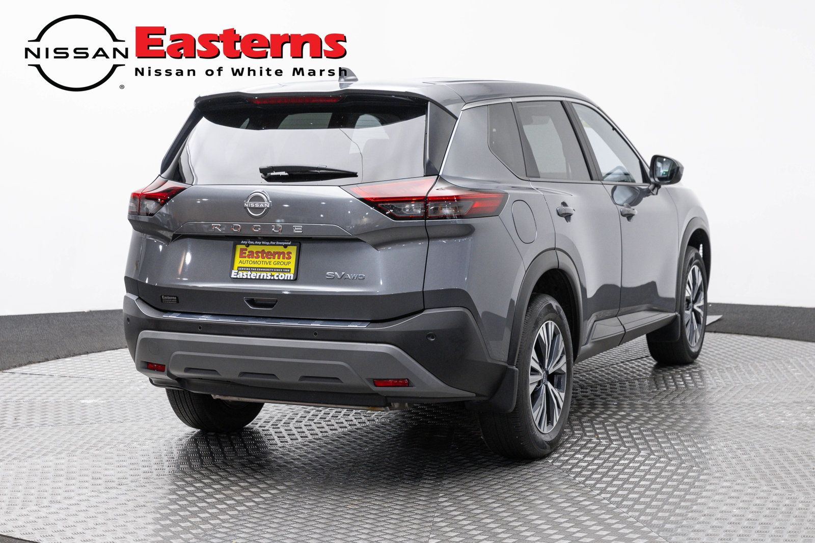 Used 2023 Nissan Rogue SV AWD/4WD image 5