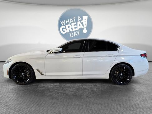 Used 2022 BMW 530i xDrive w/ Premium Package AWD/4WD image 7