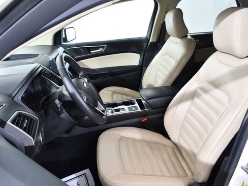 Used 2023 Ford Edge SEL w/ Convenience Package image 6