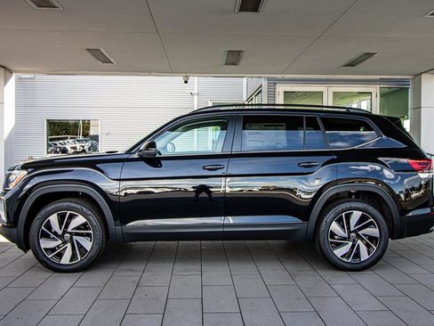 New 2026 Volkswagen Atlas SE image 12