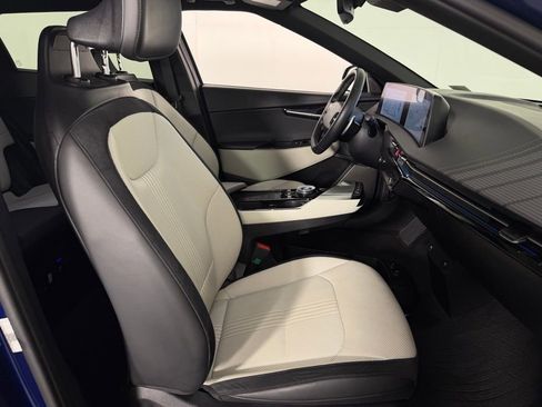 Used 2023 Kia EV6 GT-Line w/ GT-Line White Seat Package image 34
