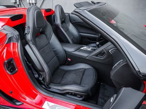 Used 2015 Chevrolet Corvette Z06 w/ 2LZ Preferred Equipment Group image 82